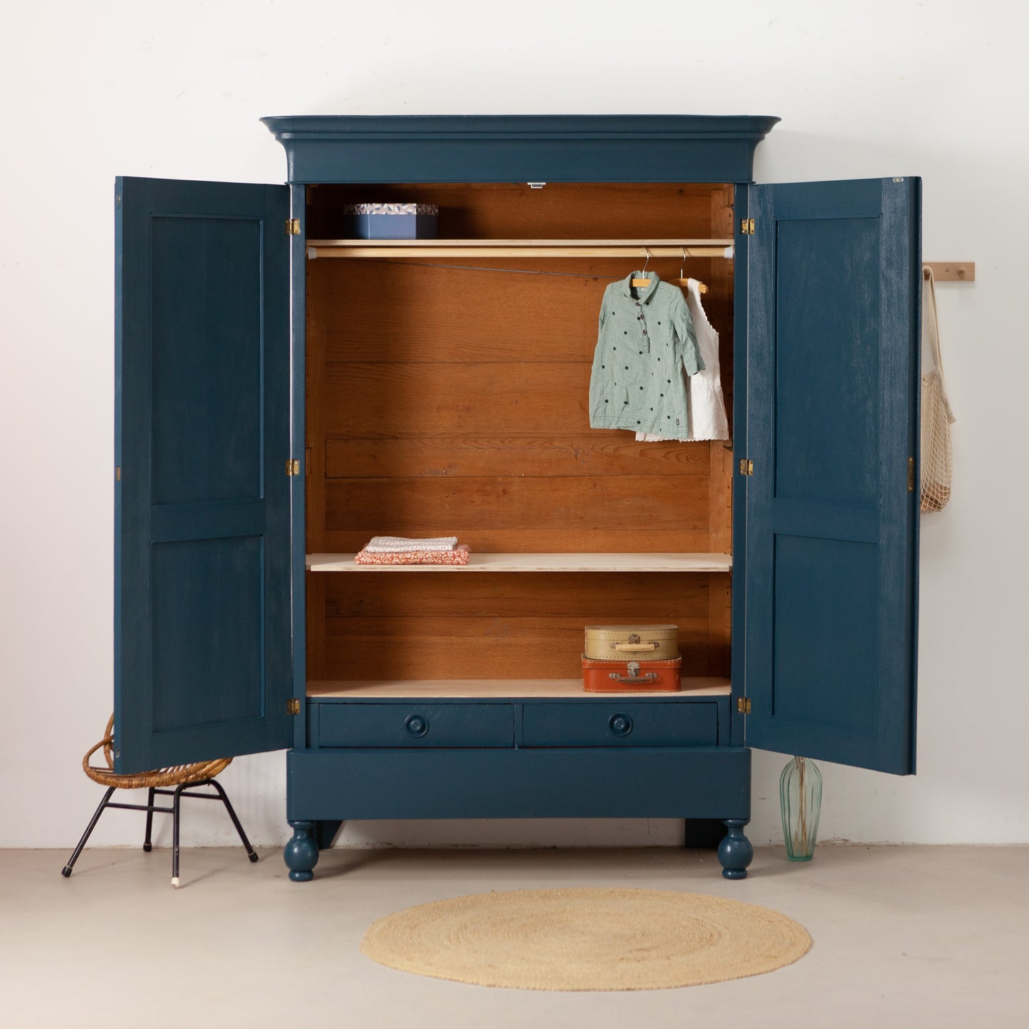 Demontabele biedermeier kast