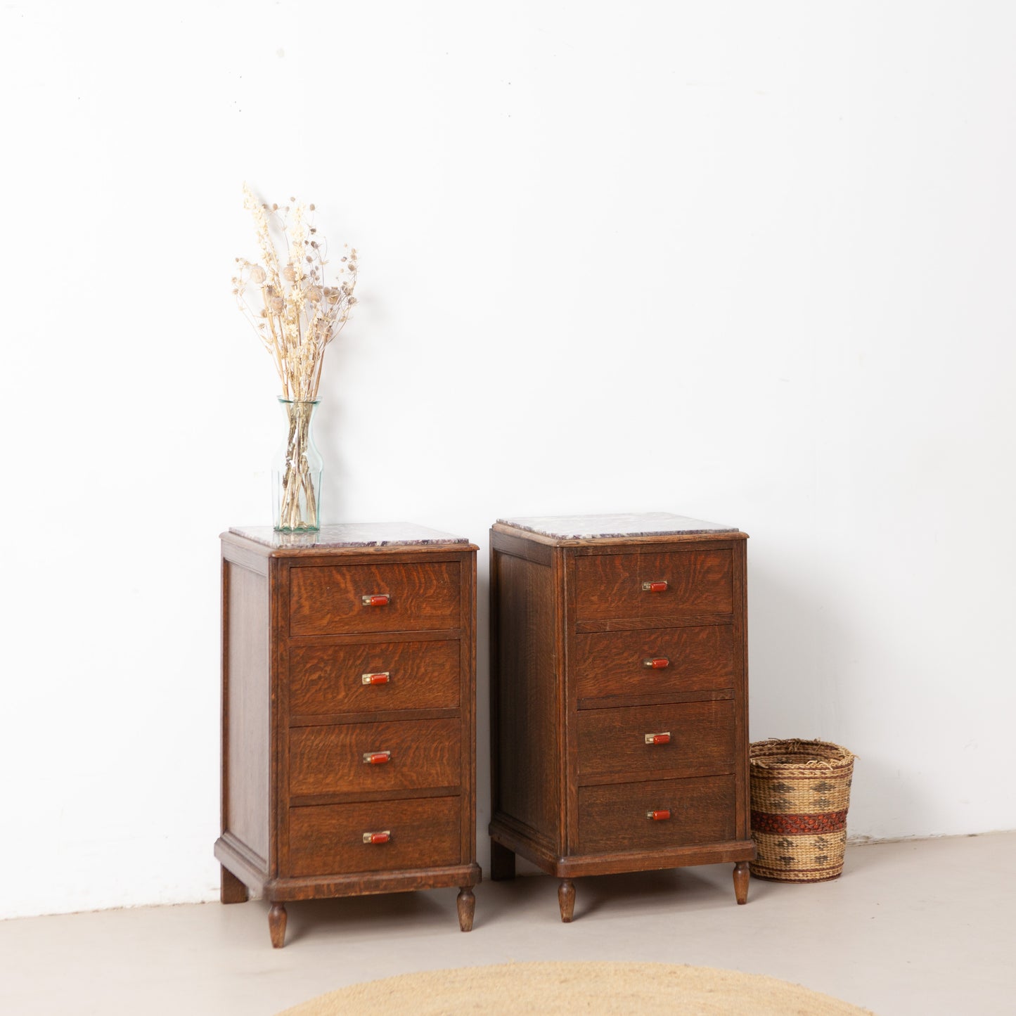 Set vintage nachtkastjes met marmeren blad
