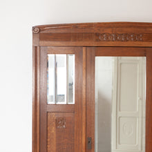 Afbeelding in Gallery-weergave laden, Eikenhouten spiegelkast met 2 deuren