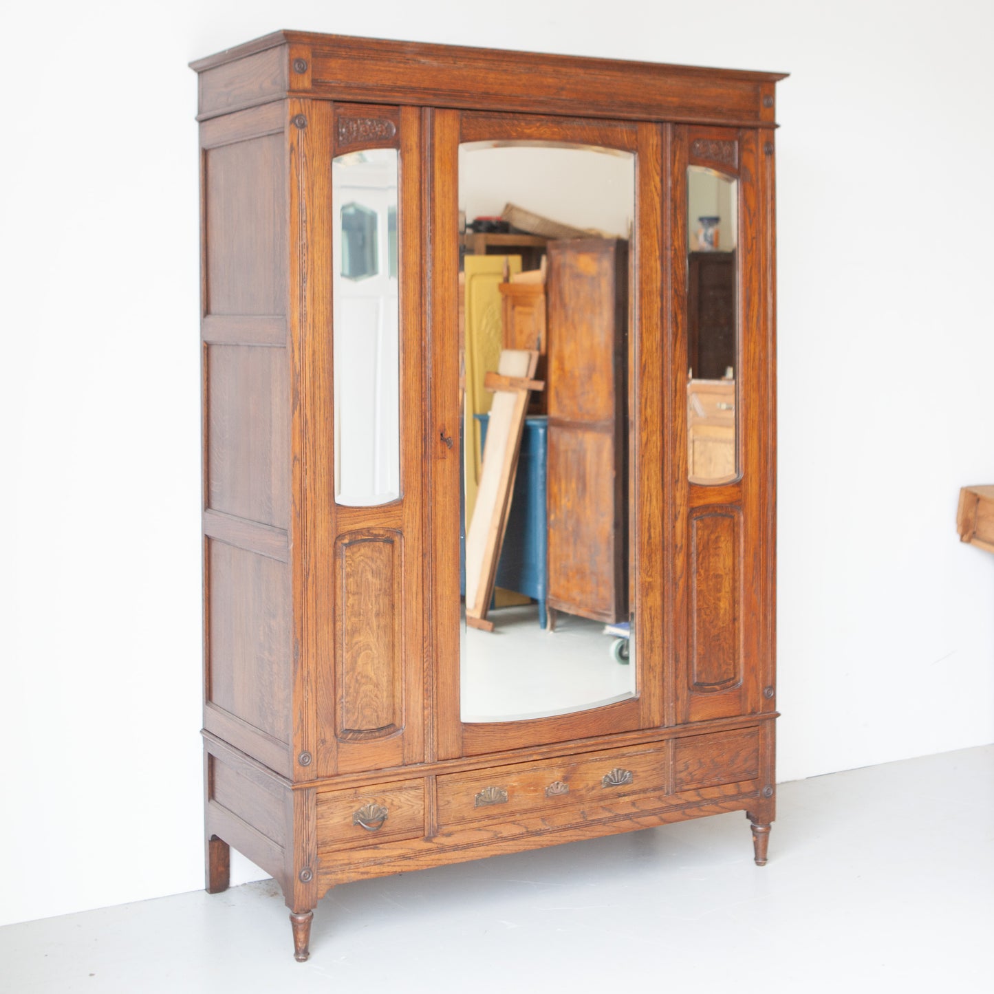 Vintage spiegel kast
