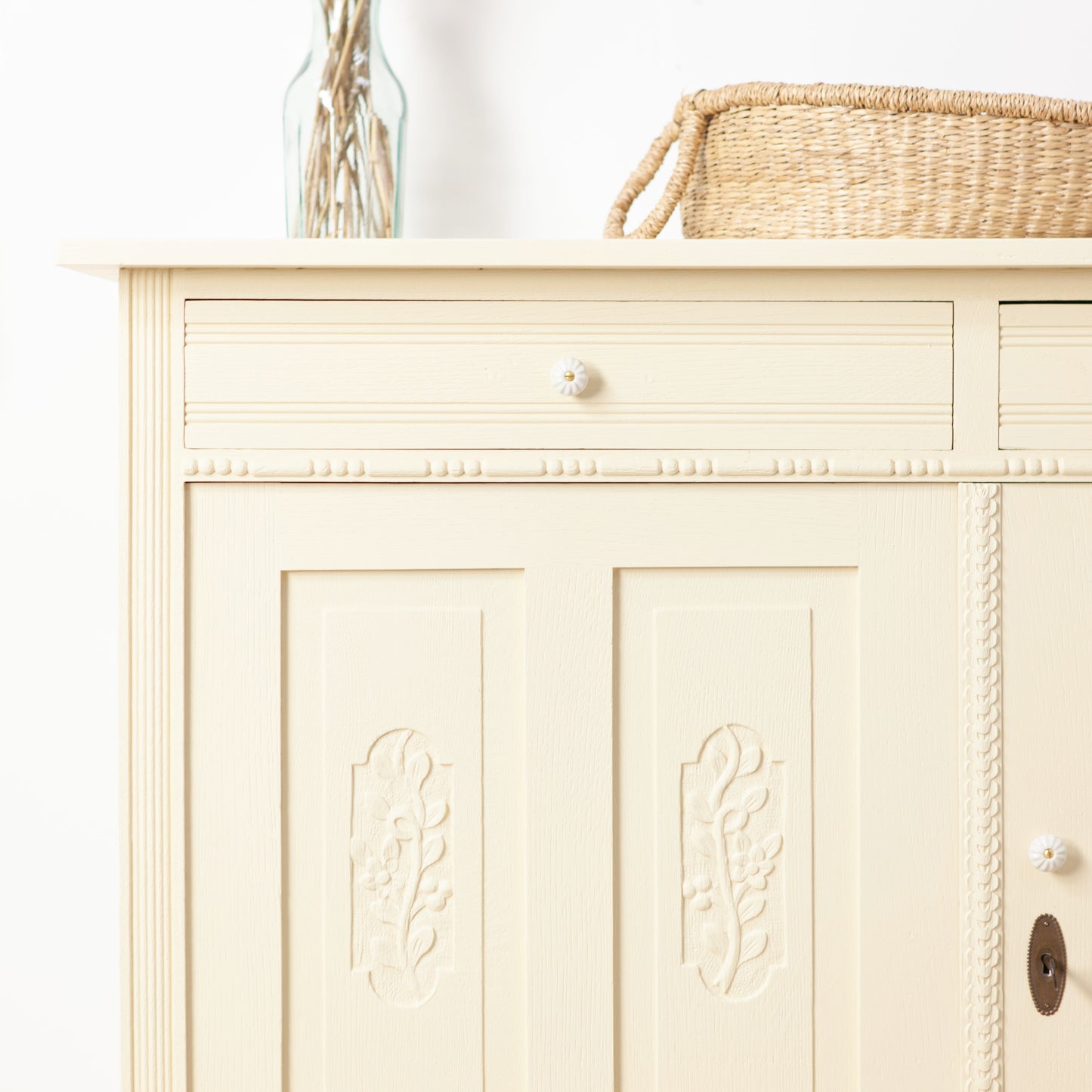Eikenhouten commode
