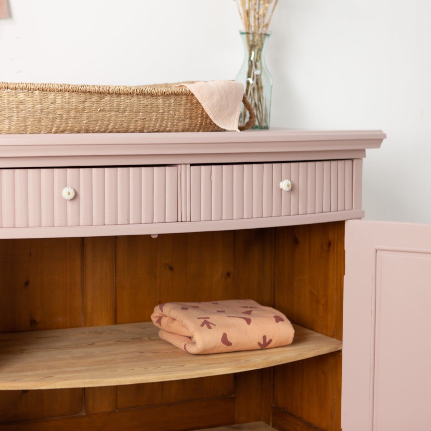 Ruime vintage commode