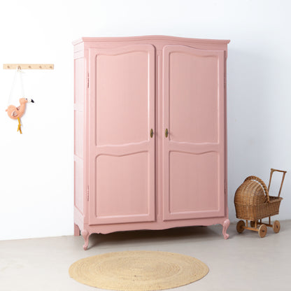 Vintage kast met twee deuren
