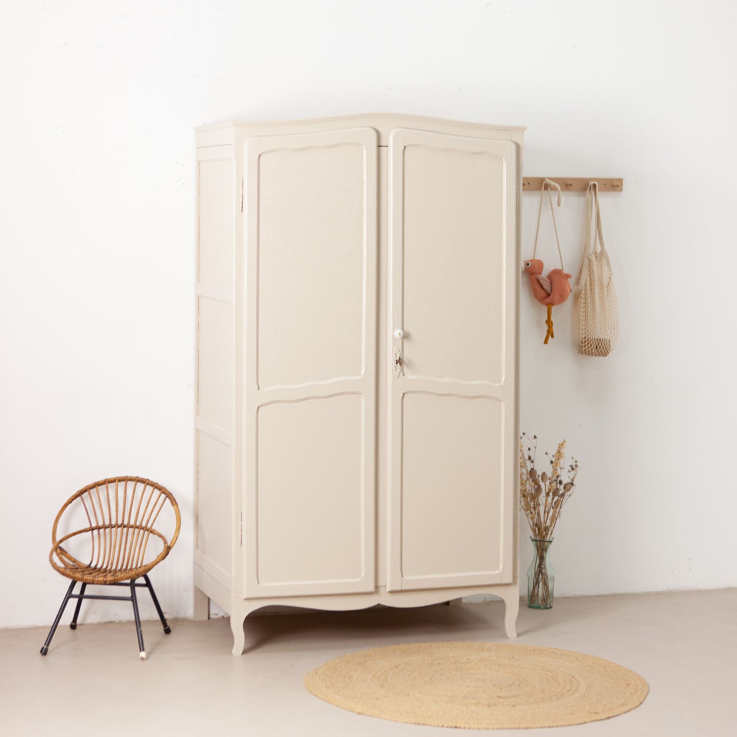 Vintage kast met twee deuren