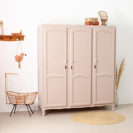 Demontabele vintage driedeurs kast
