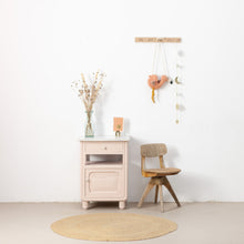 Afbeelding in Gallery-weergave laden, Klein vintage kastje met marmeren blad