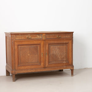 Sierlijke commode
