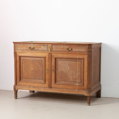 Sierlijke commode