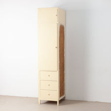 Afbeelding in Gallery-weergave laden, Hoge smalle vintage kast