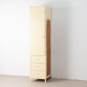 Hoge smalle vintage kast