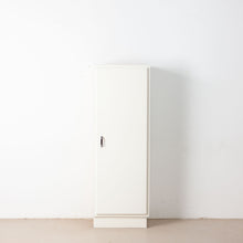 Afbeelding in Gallery-weergave laden, Retro kast met plankjes