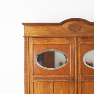 Sierlijke vintage kast
