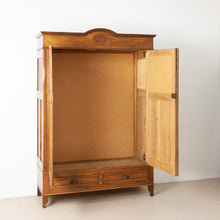 Afbeelding in Gallery-weergave laden, Sierlijke vintage kast