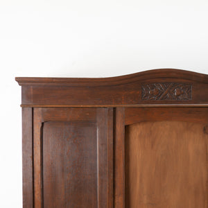 Demontabele driedeurs kast