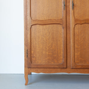 3 deurs vintage kast