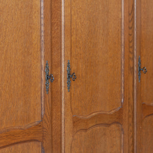 3 deurs vintage kast