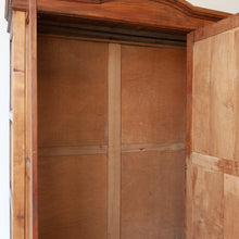 Afbeelding in Gallery-weergave laden, Grote klassieke kast