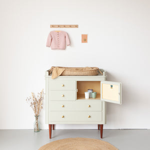 Vintage commode