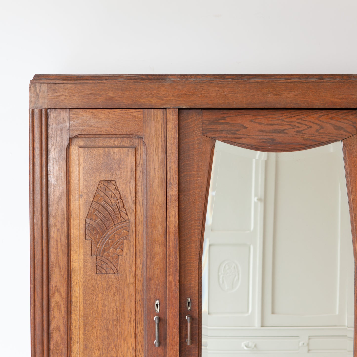 Vintage demontabele driedeurs kast