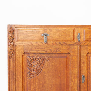 Sierlijke eikenhouten commode