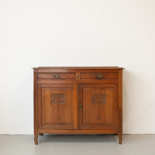 Vintage commode