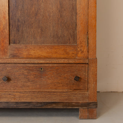 Demontabele Art Deco kast