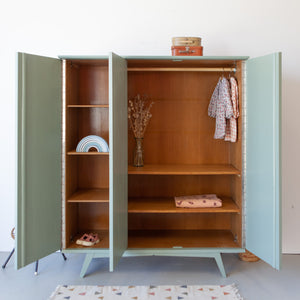 Demontabele retro kast met 3 deuren