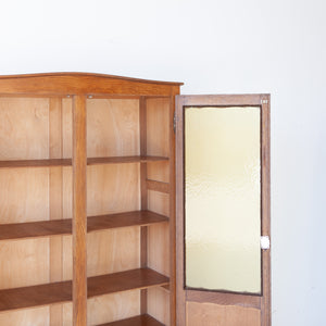 Vintage kast met ruitjes