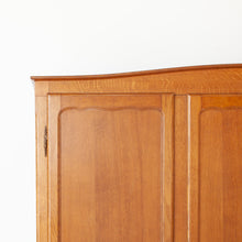 Afbeelding in Gallery-weergave laden, Demontabele 3 deurs kast