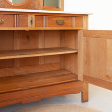Afbeelding in Gallery-weergave laden, Prachtige en unieke commode / dressoir