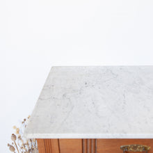 Afbeelding in Gallery-weergave laden, Prachtige en unieke commode / dressoir