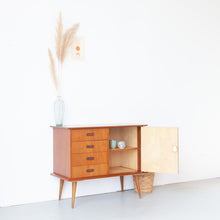 Afbeelding in Gallery-weergave laden, Retro kastje