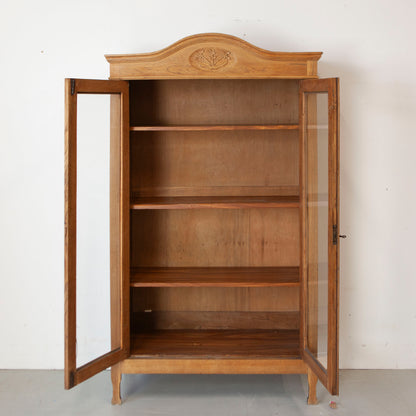 Prachtige vintage kast met ruitjes