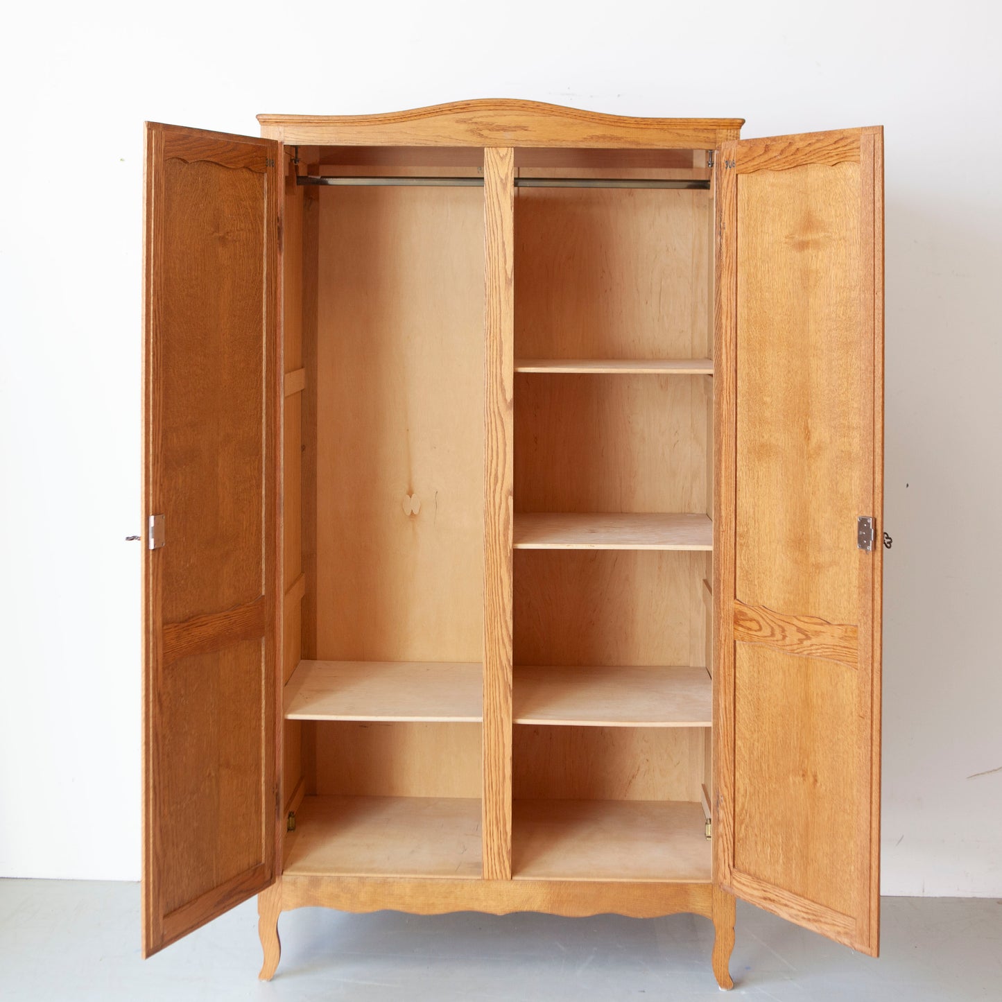 Vintage demontabele 2 deurs kast