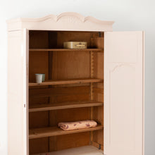 Afbeelding in Gallery-weergave laden, Unieke sierlijke vintage kast