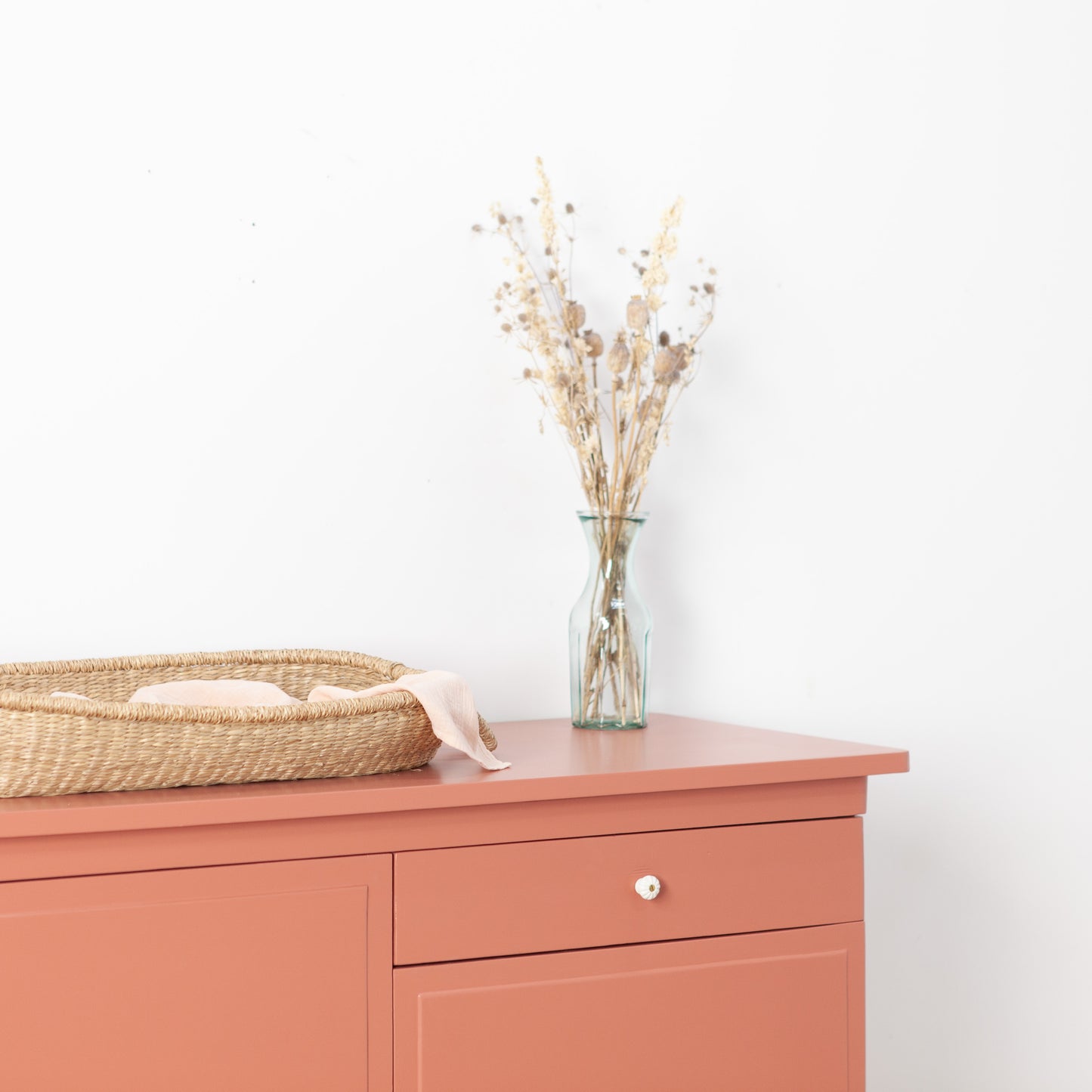 Vintage commode