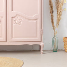 Afbeelding in Gallery-weergave laden, Sierlijke vintage kast