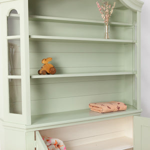 Half open vintage kast