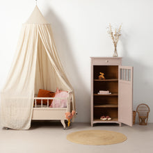 Afbeelding in Gallery-weergave laden, Vintage kastje met facet geslepen ruitjes