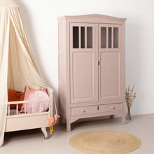 Afbeelding in Gallery-weergave laden, Unieke vintage kast met ruitjes