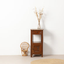 Afbeelding in Gallery-weergave laden, Vintage nachtkastje met natuurstenen blad