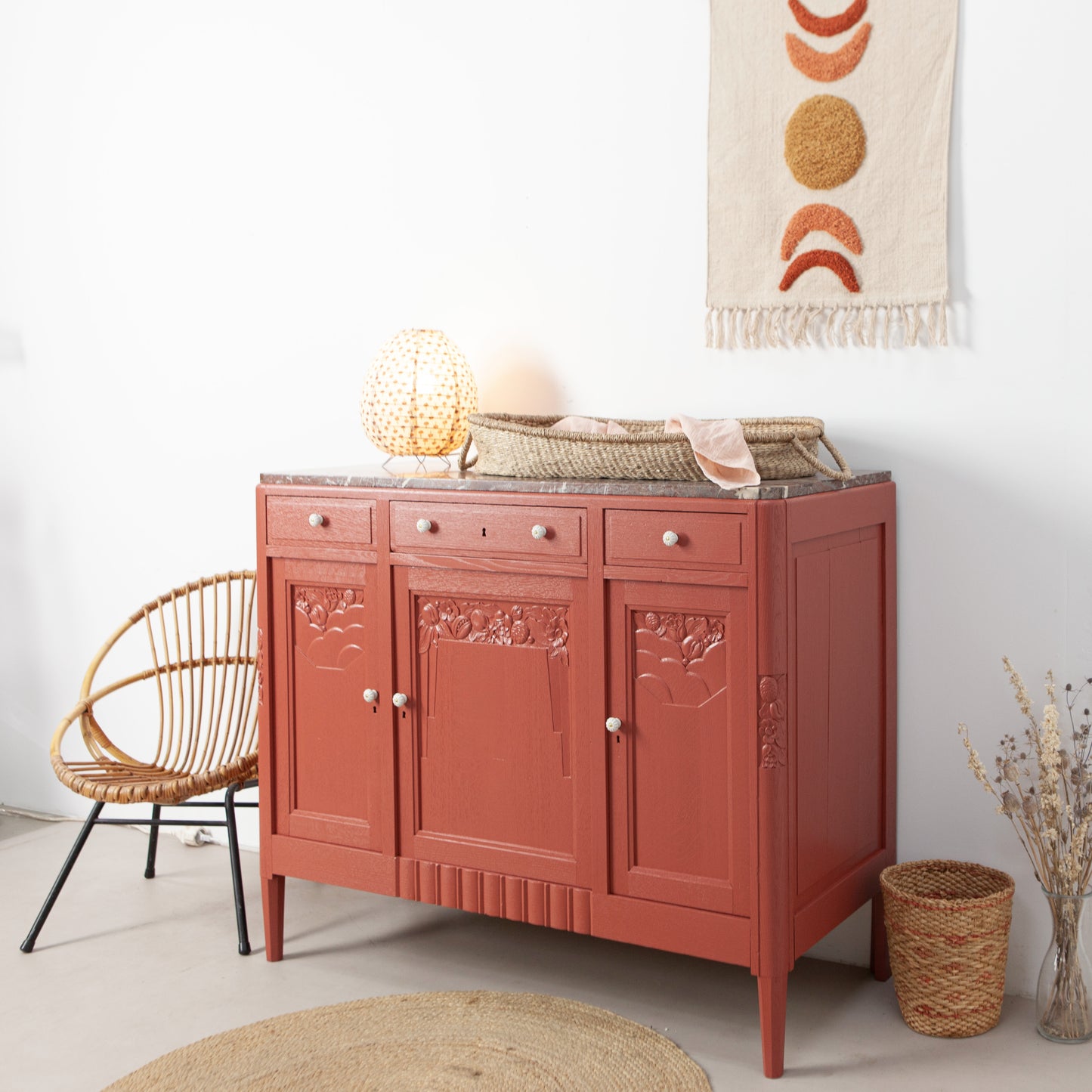 Vintage commode met marmeren blad