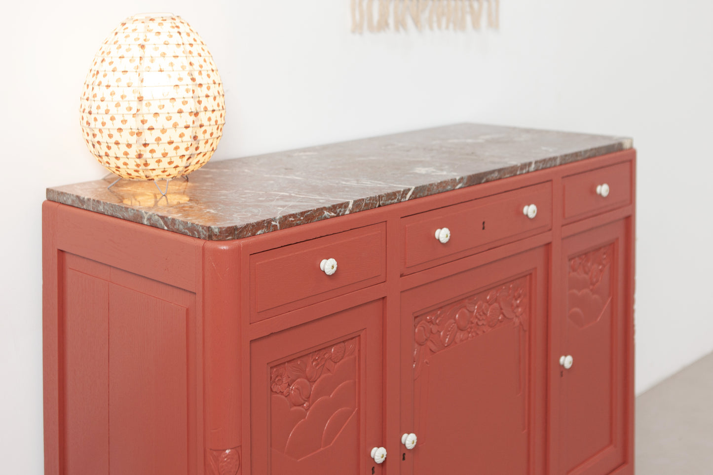 Vintage commode met marmeren blad