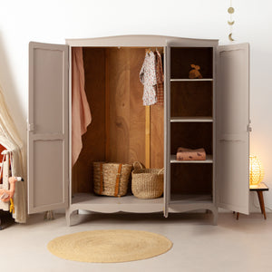 Demontabele vintage kast met drie deuren