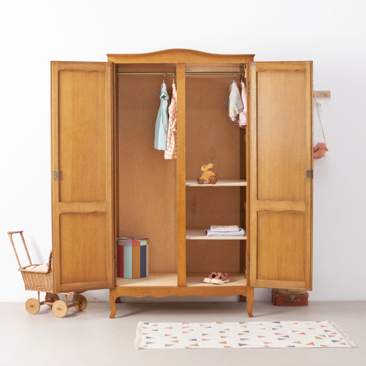 Demontabele vintage kast