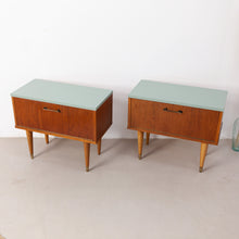 Afbeelding in Gallery-weergave laden, Vintage nachtkastjes set