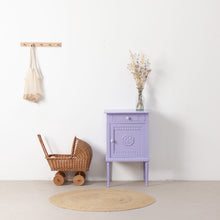Afbeelding in Gallery-weergave laden, Klein vintage kastje