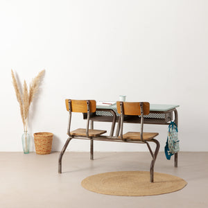 Vintage schoolbank met vaste stoeltjes